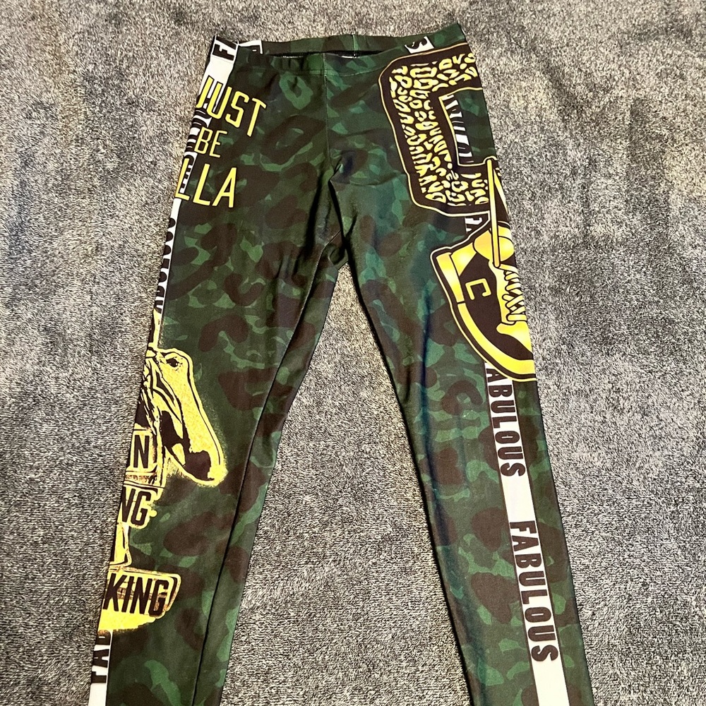 WWE Carmella Wild Bangarang L Leggings